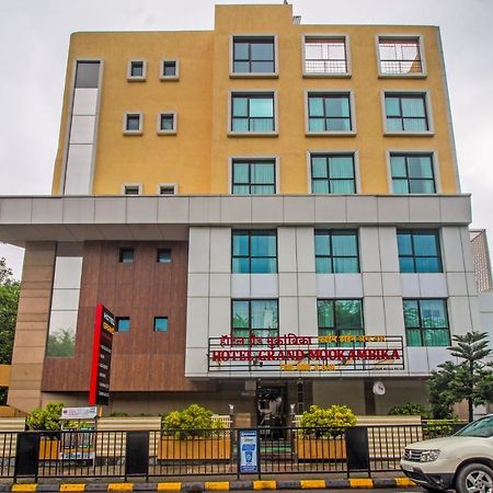 Grand Mookambika Navi Mumbai Exterior foto