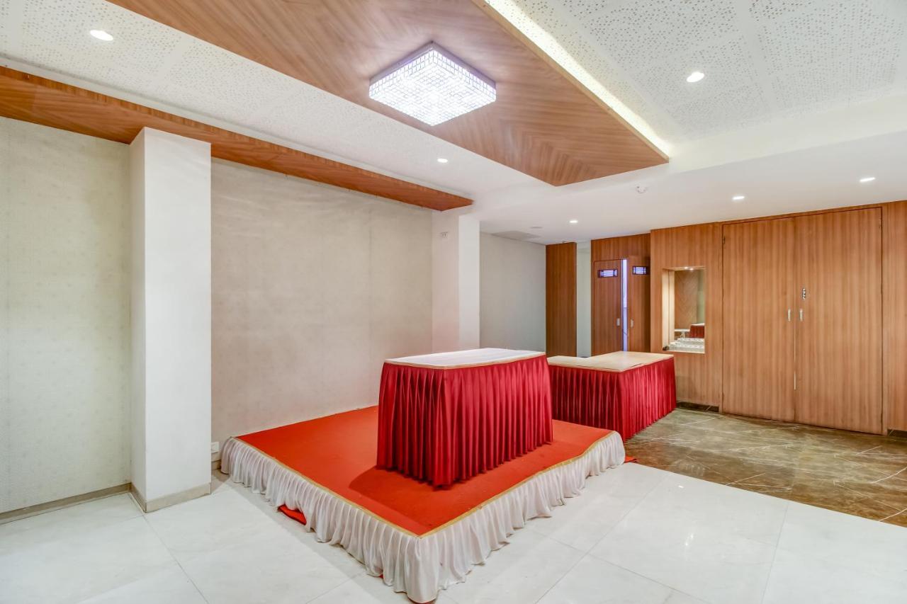 Grand Mookambika Navi Mumbai Exterior foto
