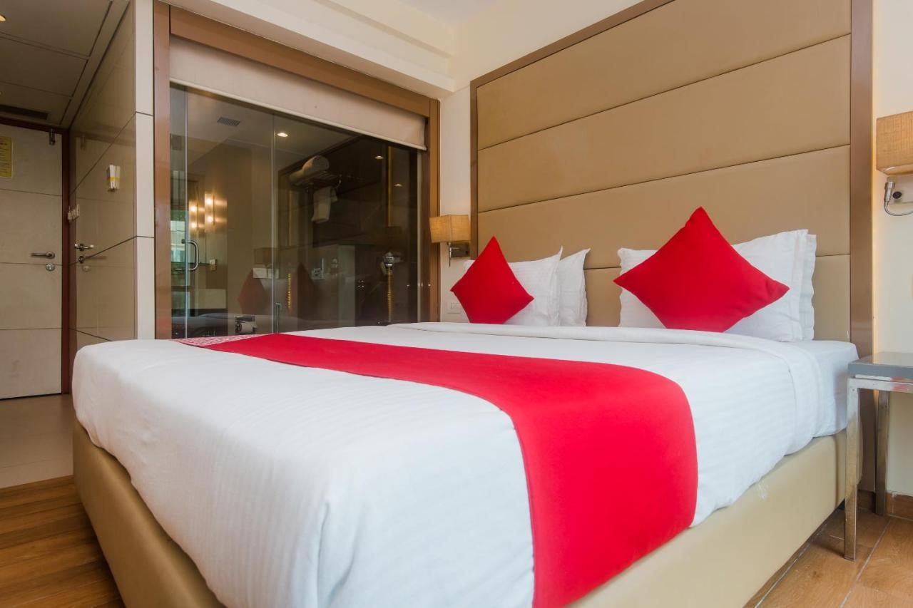 Grand Mookambika Navi Mumbai Exterior foto